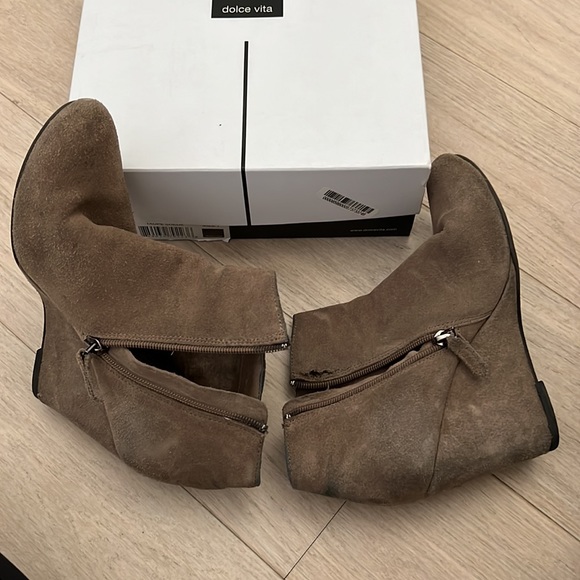 Dolce Vita taupe suede wedge bootie - size 7 - Picture 5 of 8